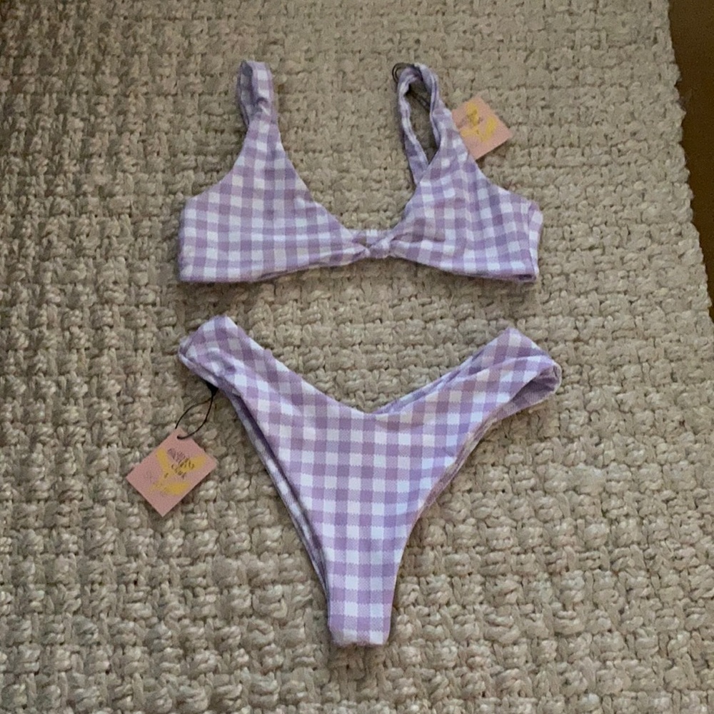 SKATIE x AMBER FILLERUP | M | Encinitas